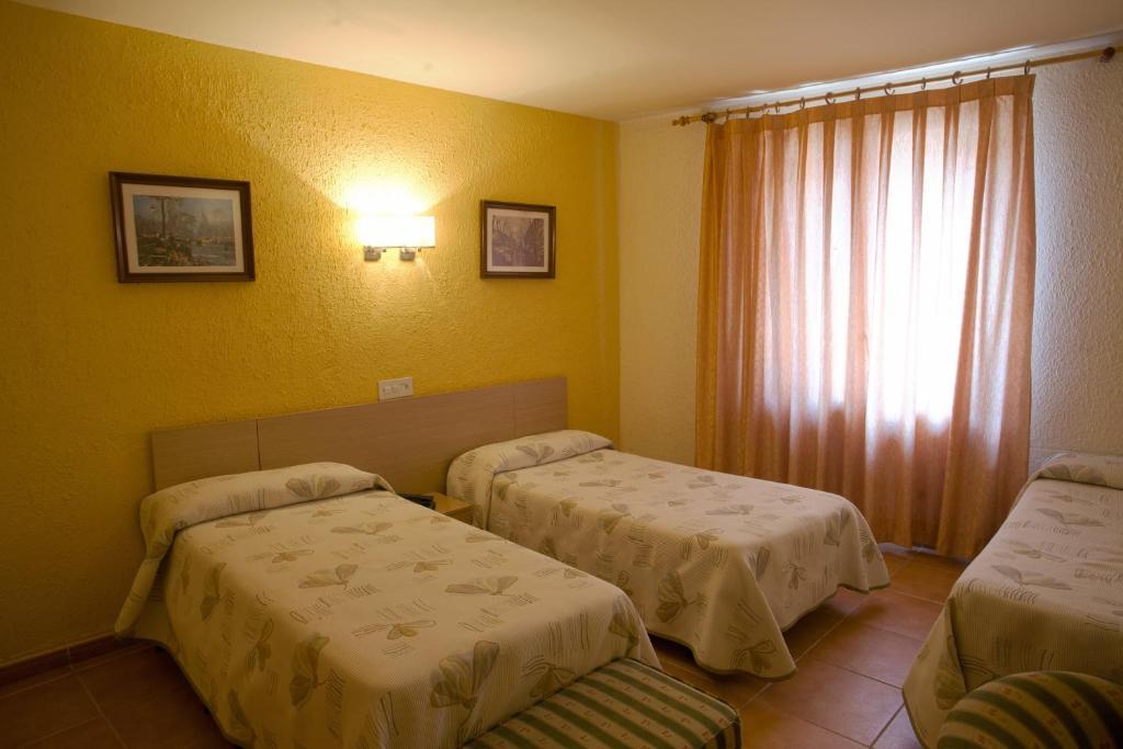 Hotel La Paz Jaca Quarto foto